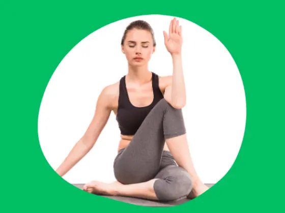 Vinyasa Empoderado: Fluxo de Yoga Intermediário