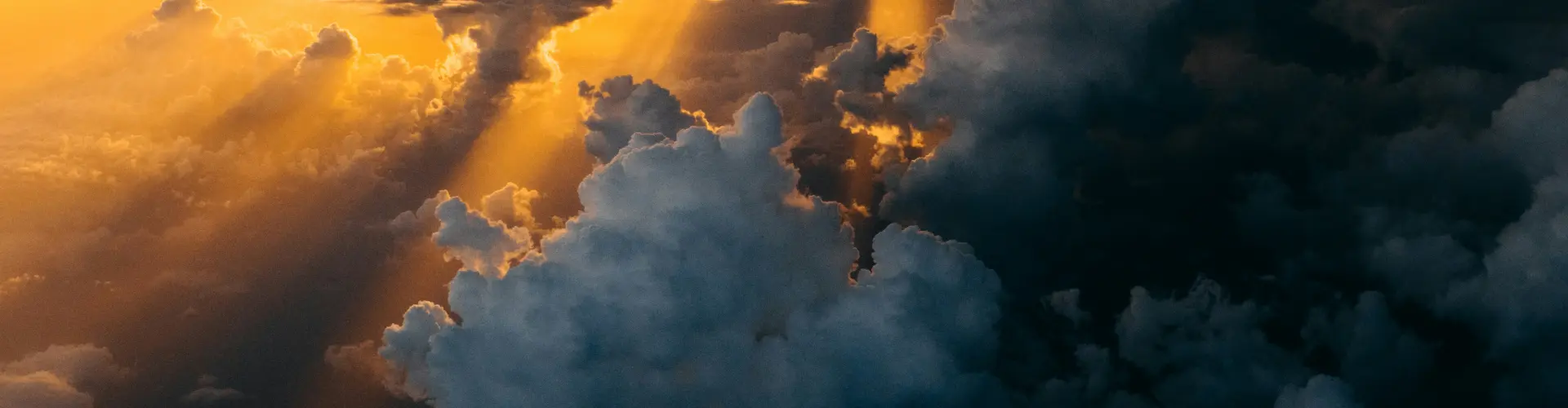 The duality of matter - a trance-channeling with Yeshua - Online Class by Ismene Manakas